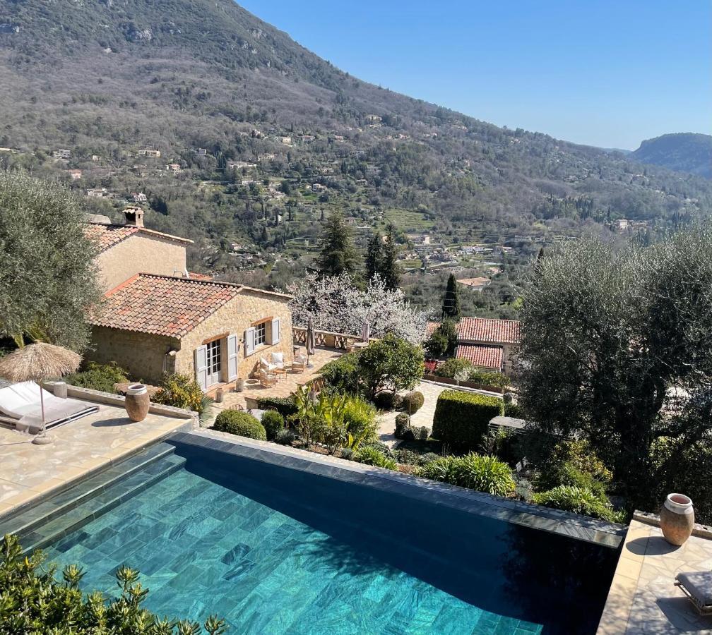 Bed and Breakfast L'Escale Du Ciel Le Bar-sur-Loup Exterior foto