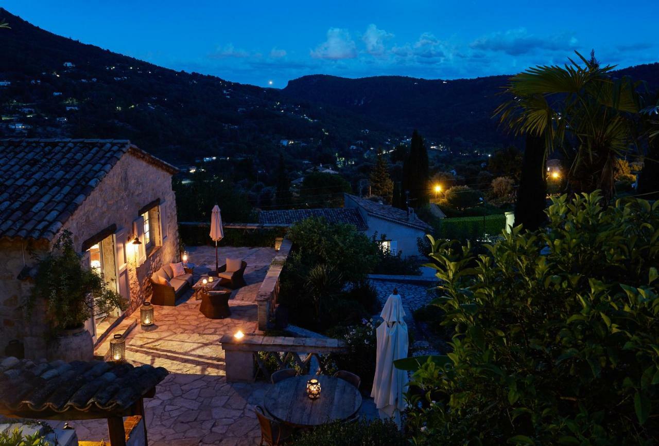 Bed and Breakfast L'Escale Du Ciel Le Bar-sur-Loup Exterior foto